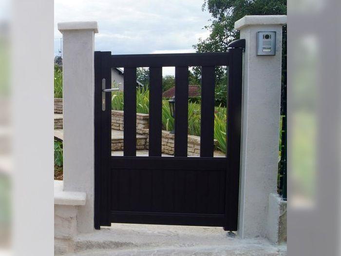 Clôture aluminium, PVC, bois, fer assortis portail et portillon - Jardimat